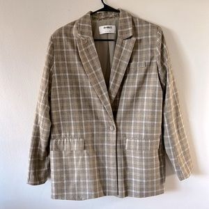 Neutral Blazer - Boyfriend Fit